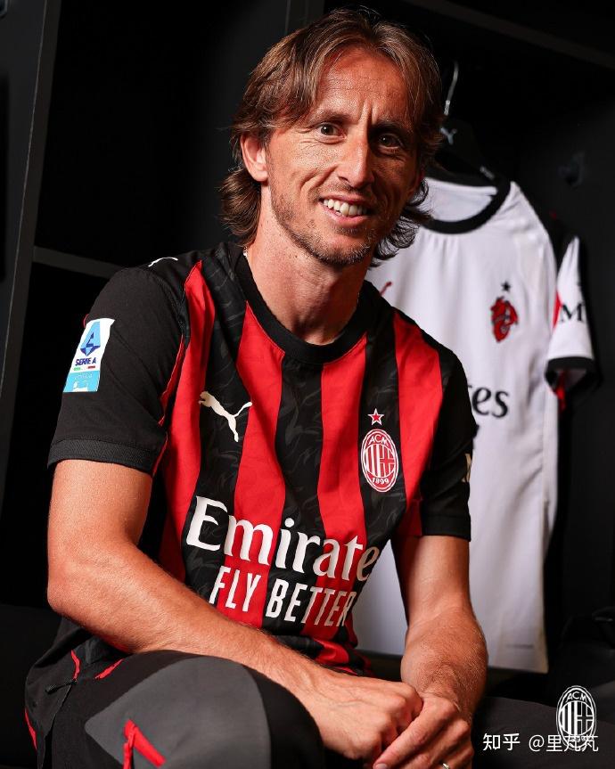 最新消息，国安争冠决定主帅去留，侯森重回首发河南大热不轻敌