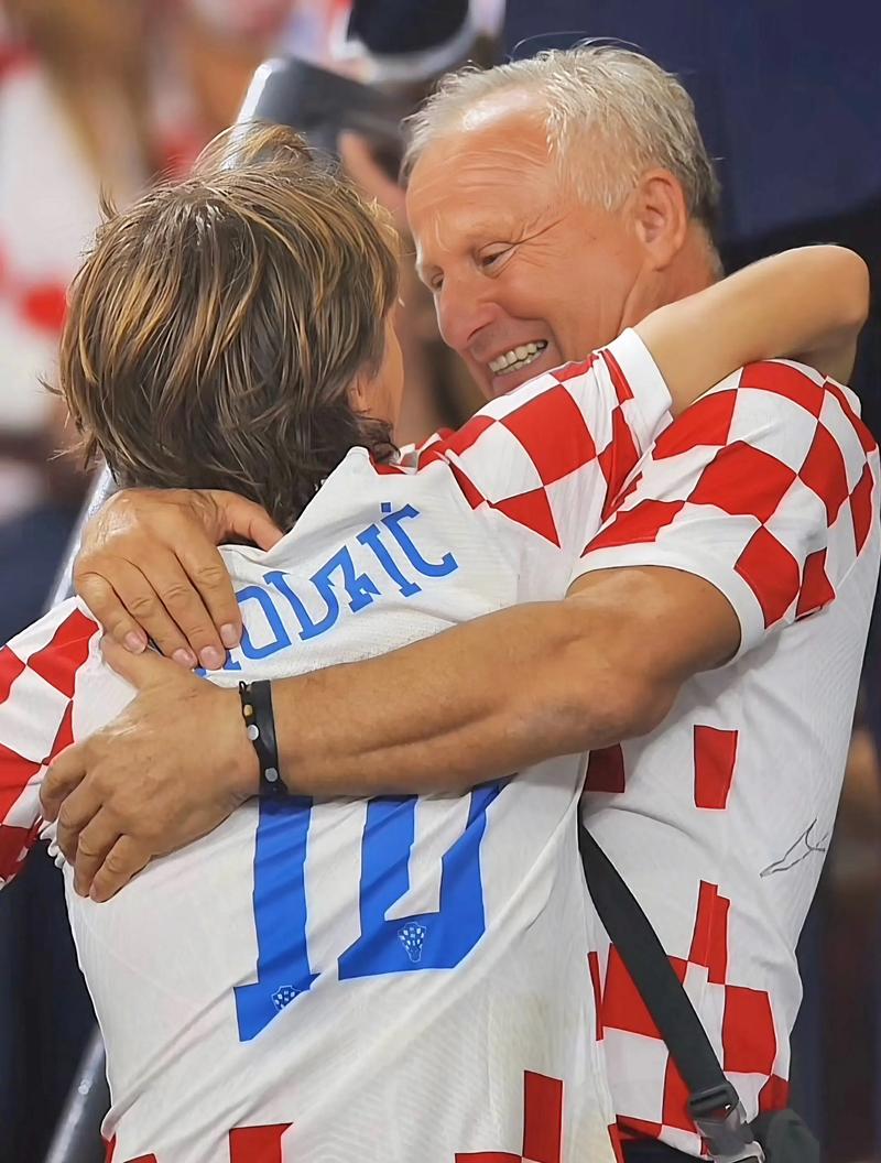 帕斯卡力荐小图拉姆转型适应齐沃体系，迪马尔科逐渐恢复昔日神勇