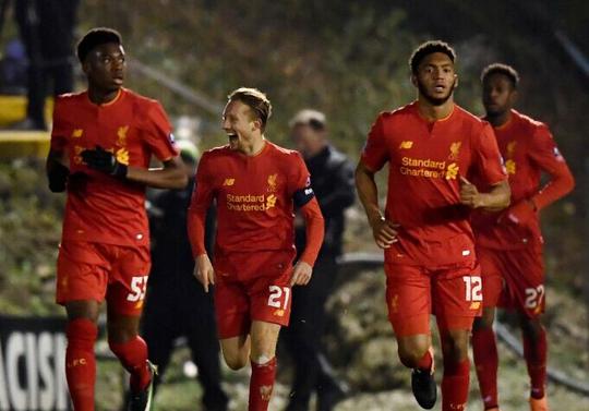 诺伊尔：第三球我知道出击会冒很大风险，当时想提前化解危险