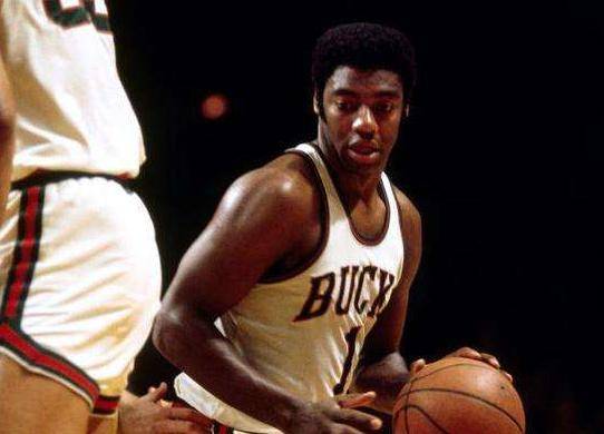 冠军陷入被 冠军陷入被